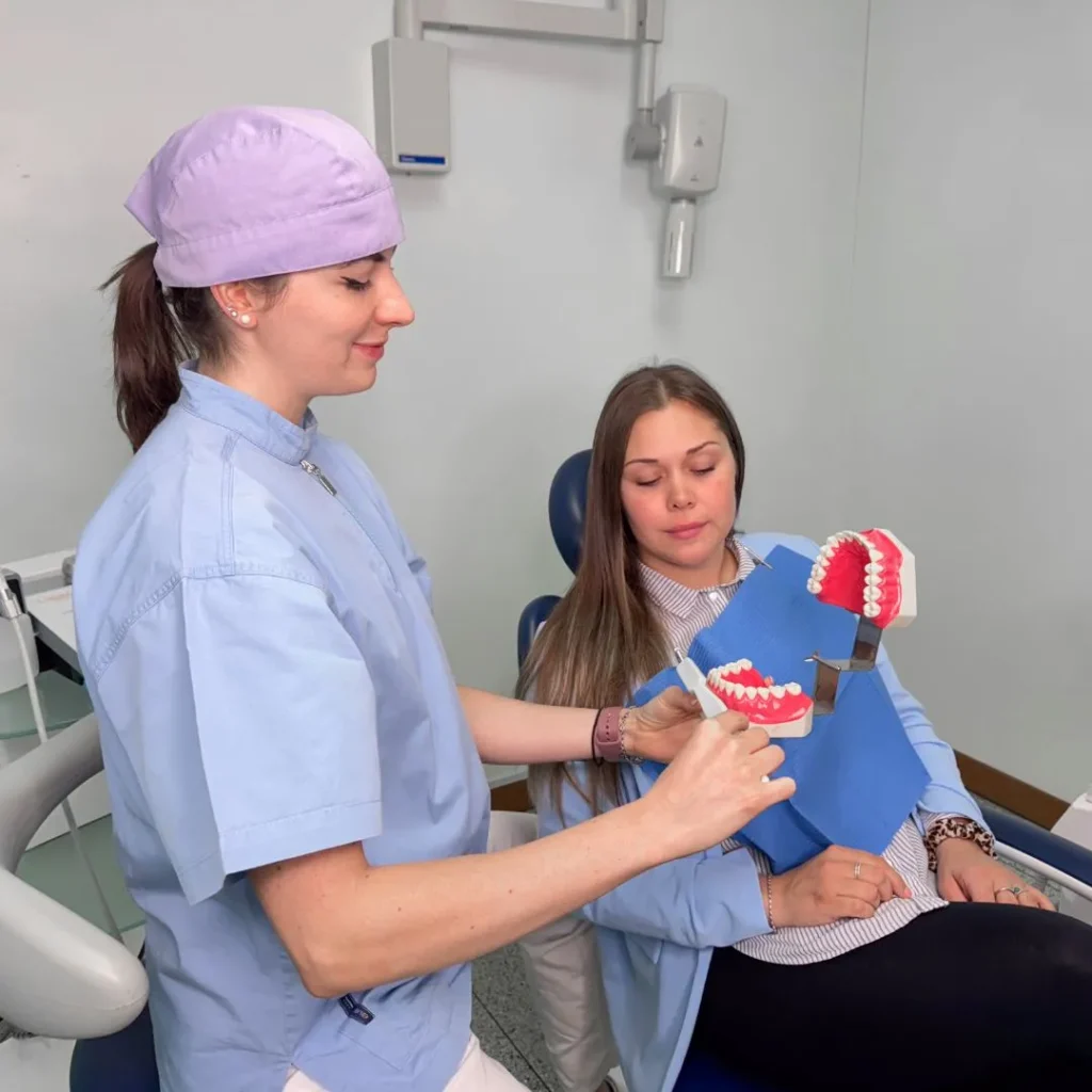 La pulizia dei denti fa sempre sanguinare: non è vero 1 Igiene dentale a Castelgomberto - pulizia dei denti